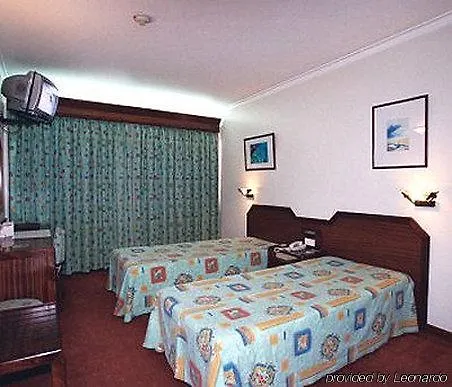 ナシオナル ホテル